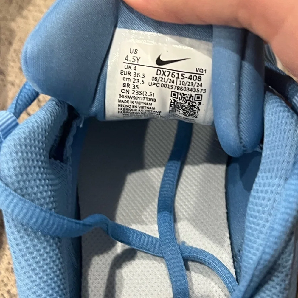 Kids Nike Blue Athletic Shoes Size 4.5